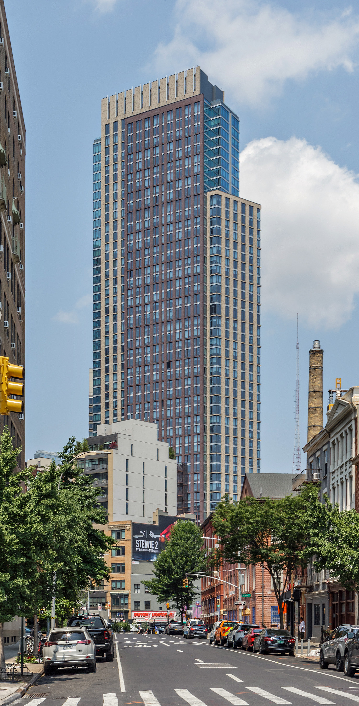 The Ashland, New York City - View from 3rd Avenue. © Mathias Beinling